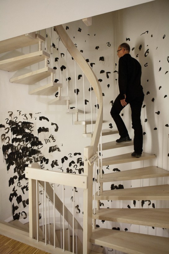 Oleksiy Koval, “Die Treppe”, 2012, ink on wall, private collection, Starnberg. Photo © Klaus Mauz