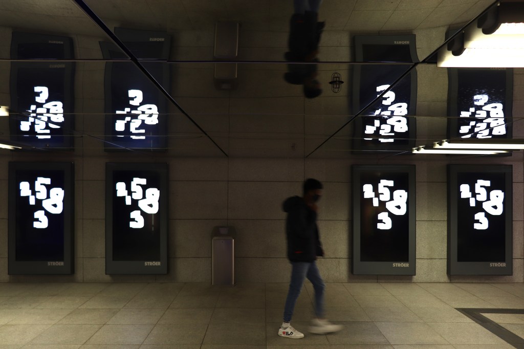 Weiß auf Schwarz
Oleksiy Koval, digital painting, 2020
Münchner Freiheit, Munich