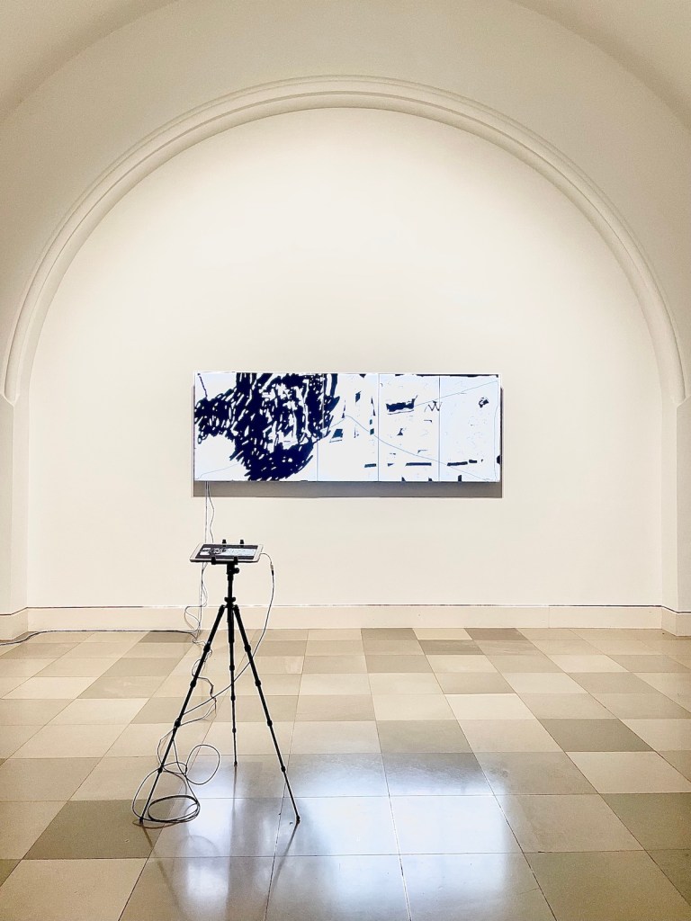 Arcobaleno Bianco Nero
The Beautiful Formula Collective 2021
Daniel Geiger, Oleksiy Koval, Thomas Rieger, Veronika Wenger
Digital painting, 102 x 290 cm, Galerie der Künstler*innen, Munich