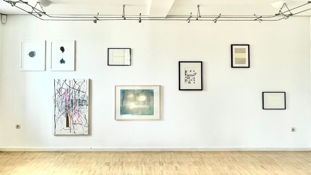 Karina Bugayova, Oleksiy Koval, Veronika Wenger, Drawing a distinction, Kunstgalerie Altes Rathaus