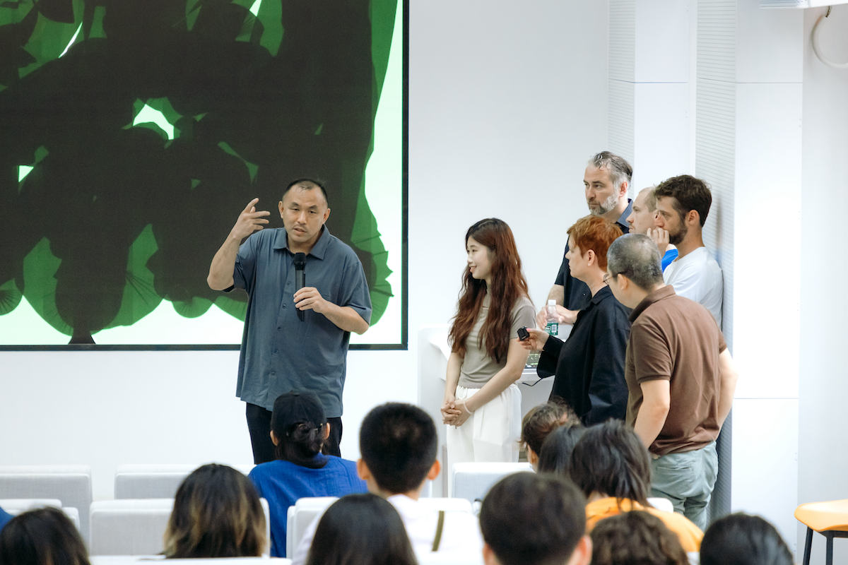 Liu Ke, Fan Xinran, Veronika Wenger, Oleksiy Koval, Gonghong Huang, Thomas Rieger, Daniel Geiger
Guangzhou Academy of Fine Arts 2025
Photo © GAFA
