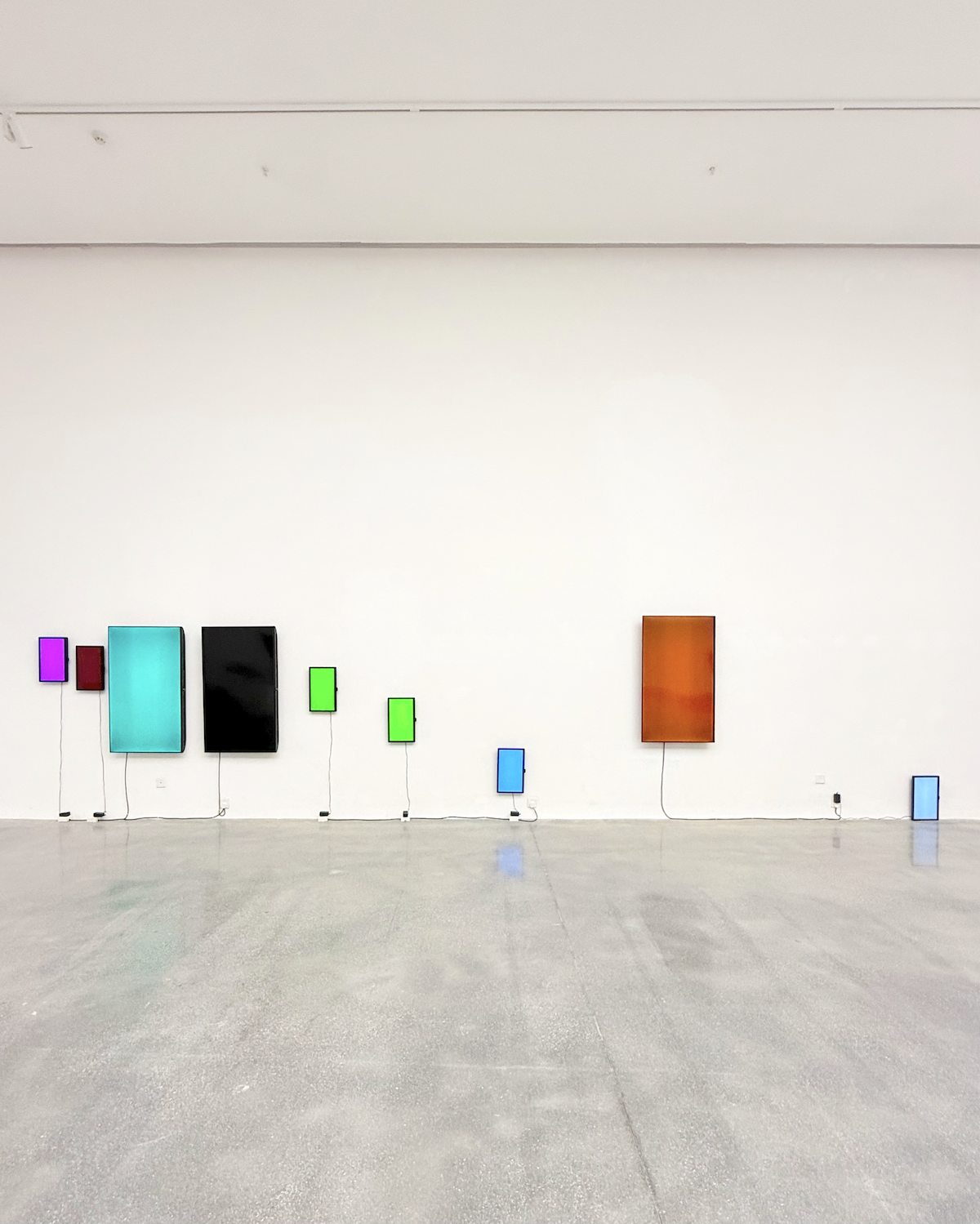 WMYCB for Manufacturing Aesthetics
Oleksiy Koval, 2026
Installation, 9 LED screens, variable dimensions
Songshan Lake Boxes Art Museum, Dongguan
Photo © Boxes Art Museum